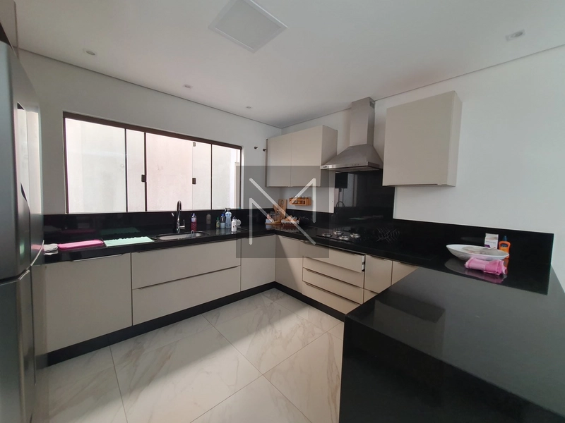Casa para venda no H.U em Londrina - PR: 10ª foto da galeria de imagens do imóvel