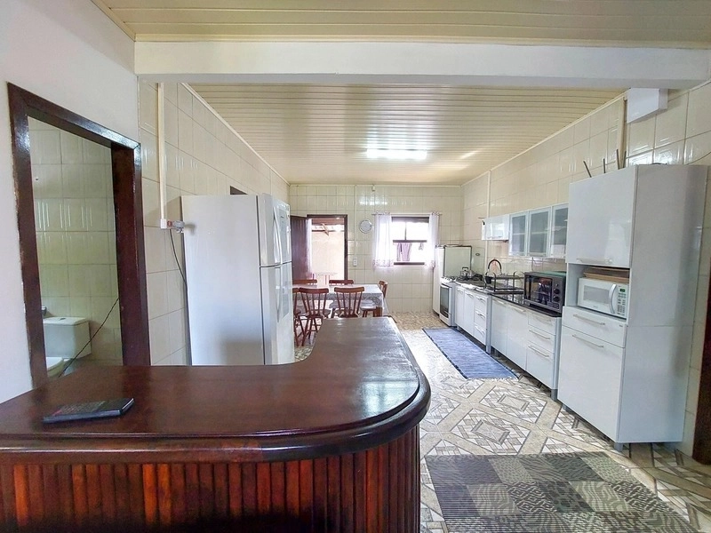 CASA 3 DORMITÓRIOS - PRÓXIMO AO MAR - AMPLO TERRENO: 8ª foto da galeria de imagens do imóvel