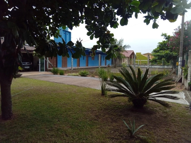 CASA 3 DORMITÓRIOS - PRÓXIMO AO MAR - AMPLO TERRENO: 23ª foto da galeria de imagens do imóvel