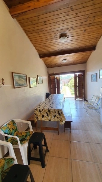 CASA 2 DORMITÓRIOS + ANEXO NOS FUNDOS - HÁ 1 QUADRA DO MAR: 8ª foto da galeria de imagens do imóvel