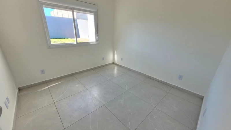 CASA AMPLO TERRENO - 3 DORMITÓRIOS - 550 METROS DA BEIRA MAR: 13ª foto da galeria de imagens do imóvel