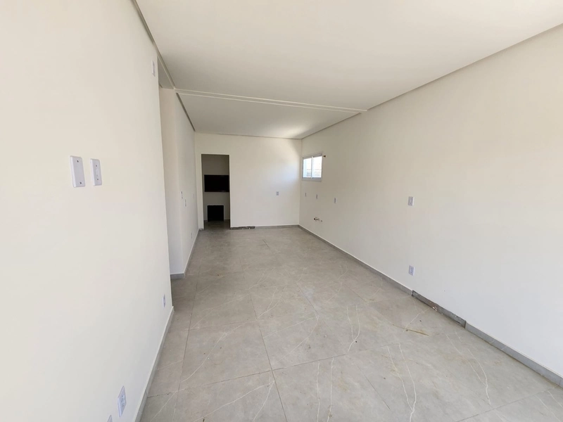 CASA AMPLO TERRENO - 3 DORMITÓRIOS - 550 METROS DA BEIRA MAR: 8ª foto da galeria de imagens do imóvel