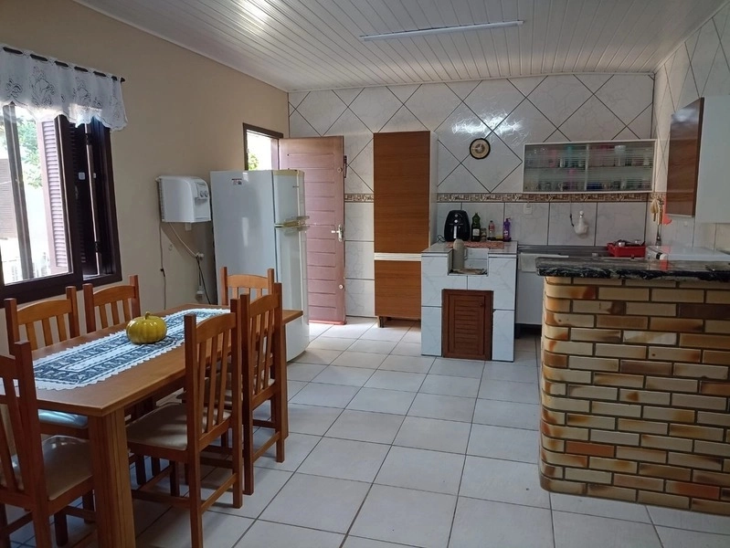 CASA 3 DORMITÓRIOS + ANEXO + PISCINA: 5ª foto da galeria de imagens do imóvel