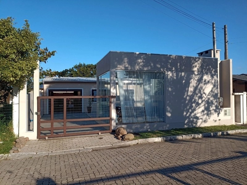 CASA 3 DORMITÓRIOS + ANEXO + PISCINA: 2ª foto da galeria de imagens do imóvel