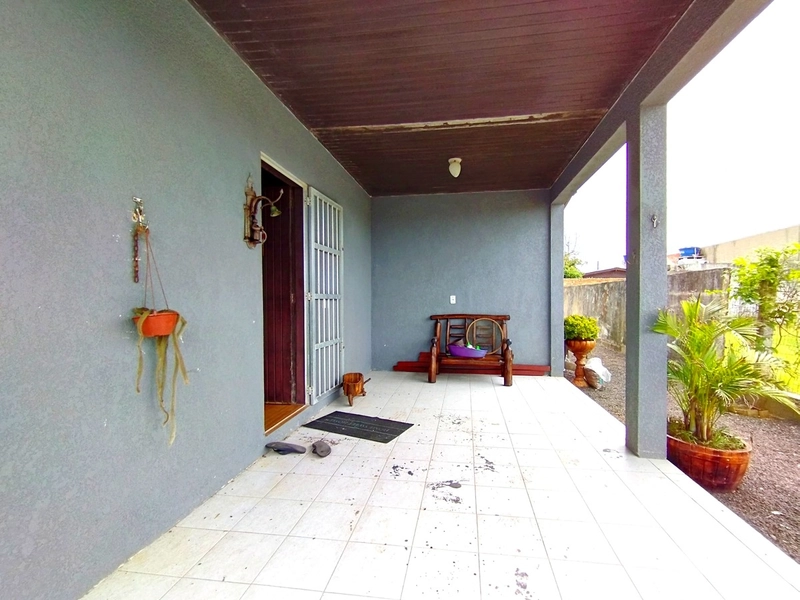 CASA 2 DORMITÓRIOS HÁ 1 QUADRA DO MAR - AMPLO TERRENO: 15ª foto da galeria de imagens do imóvel