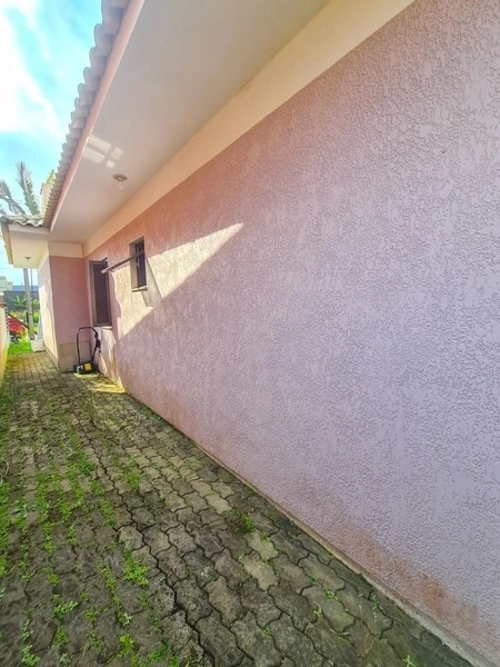 LINDA CASA CLÁSSICA COM 3 DORMITÓRIOS (1 SUÍTE) E PRÓXIMO AO MAR: 25ª foto da galeria de imagens do imóvel