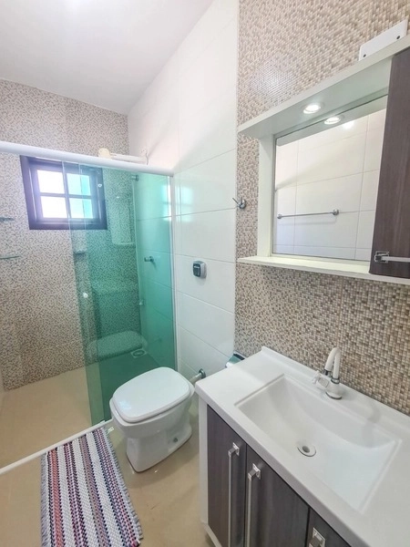 LINDA CASA CLÁSSICA COM 3 DORMITÓRIOS (1 SUÍTE) E PRÓXIMO AO MAR: 16ª foto da galeria de imagens do imóvel