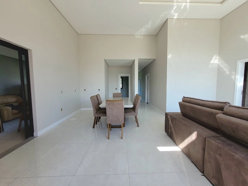 CASA ALTO PADRÃO 3 SUÍTES  - JUNTO AO MAR: 12ª foto da galeria de imagens do imóvel