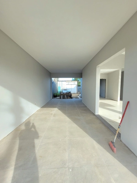 CASA ALTO PADRÃO 3 DORMITÓRIOS (1 SUÍTE) - JUNTO AO MAR: 5ª foto da galeria de imagens do imóvel