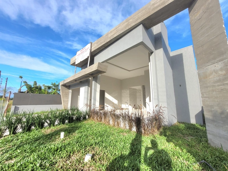 CASA ALTO PADRÃO 3 DORMITÓRIOS (1 SUÍTE) - JUNTO AO MAR: 2ª foto da galeria de imagens do imóvel