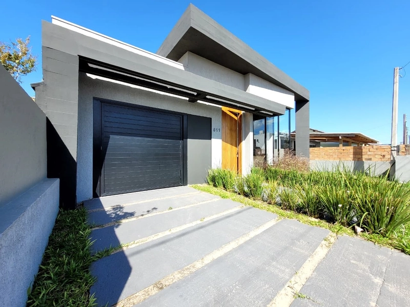CASA ALTO PADRÃO 3 SUÍTES  - JUNTO AO MAR: 3ª foto da galeria de imagens do imóvel