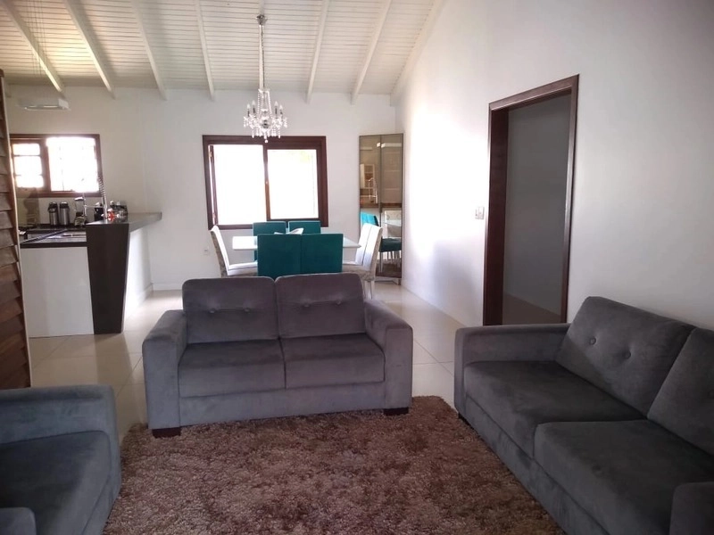 CASA 3 DORMITÓRIOS (1 SUÍTE) - ÓTIMA LOCALIZAÇÃO: 3ª foto da galeria de imagens do imóvel