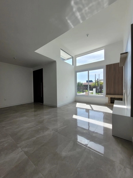 CASA ALTO PADRÃO 3 DORMITÓRIOS (1 SUÍTE) - COM MÓVEIS PLANEJADOS: 10ª foto da galeria de imagens do imóvel