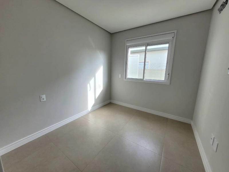 CASA 3 DORMITÓRIOS (1 SUÍTE) - 3 QUADRAS DO MAR: 19ª foto da galeria de imagens do imóvel