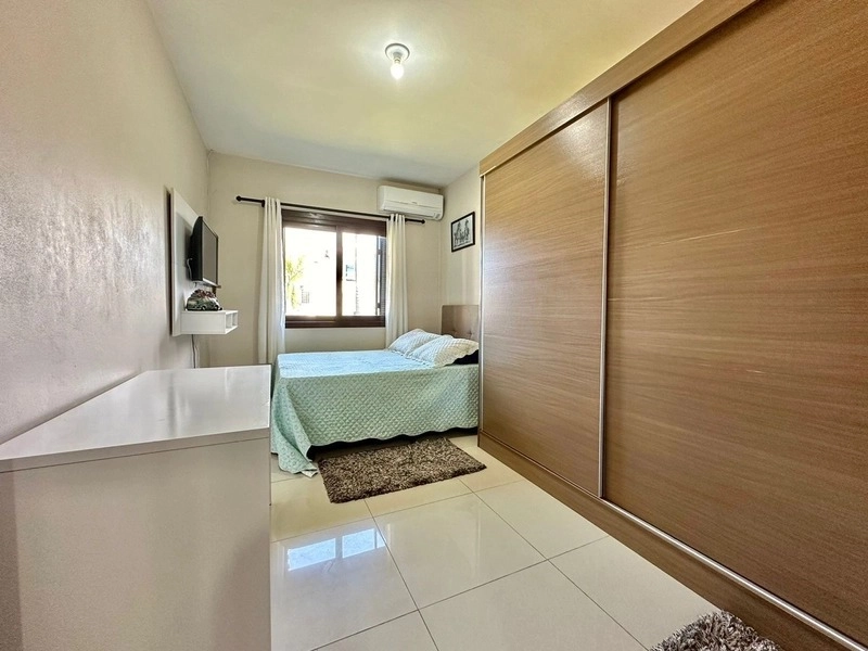 Casa 3 dorm sendo um suite piscina e poucos metros do mar: 17ª foto da galeria de imagens do imóvel