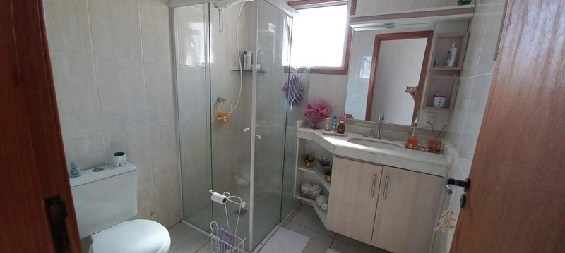 CASA 1 SUÍTE NOS FUNDOS + CASA EM CONSTRUÇÃO - 2 QUADRAS DO MAR: 8ª foto da galeria de imagens do imóvel