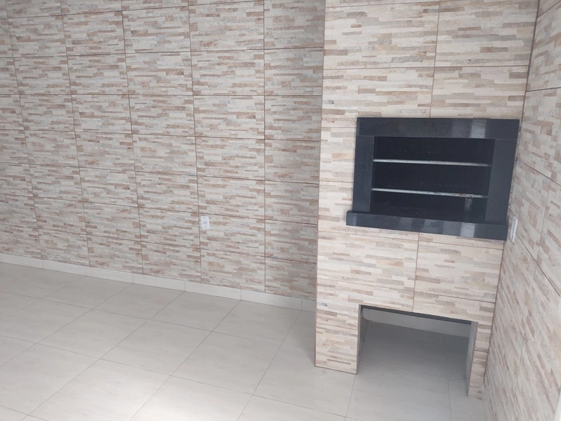 CASA AMPLO TERRENO - 2 DORMITÓRIOS - APTA A FINANCIAMENTO BANCÁRIO: 8ª foto da galeria de imagens do imóvel