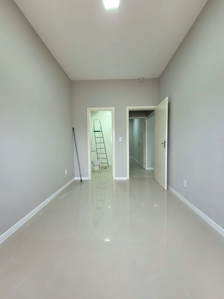 CASA 2 DORMITÓRIOS (1 SUÍTE) - FRENTE AVENIDA E PRÓXIMO AO MAR: 12ª foto da galeria de imagens do imóvel