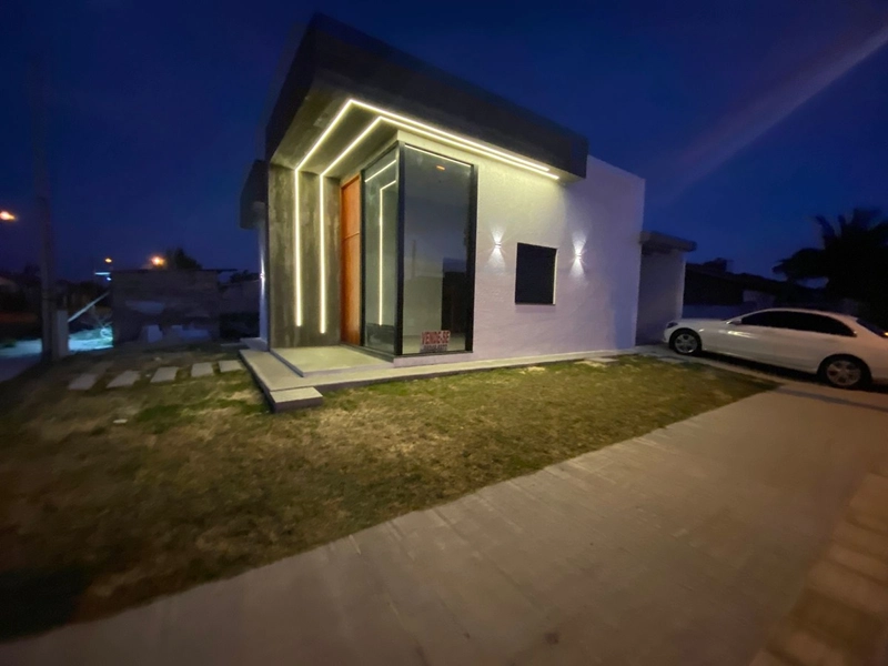 CASA DE ESQUINA - ALTO PADRÃO - REGIÃO DE MORADORES: 8ª foto da galeria de imagens do imóvel