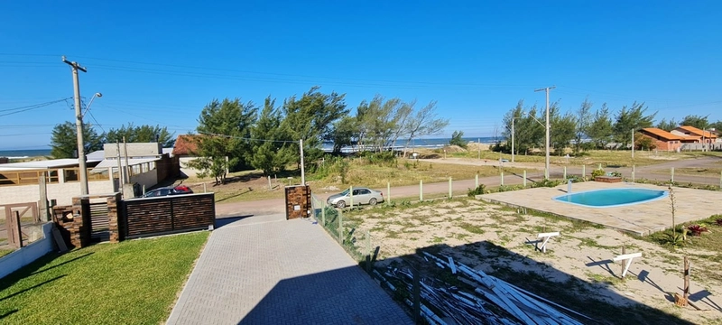 SOBRADO ALTO PADRÃO 4 DORMITÓRIOS - MOBILIADO - VISTA PARA O MAR: 25ª foto da galeria de imagens do imóvel