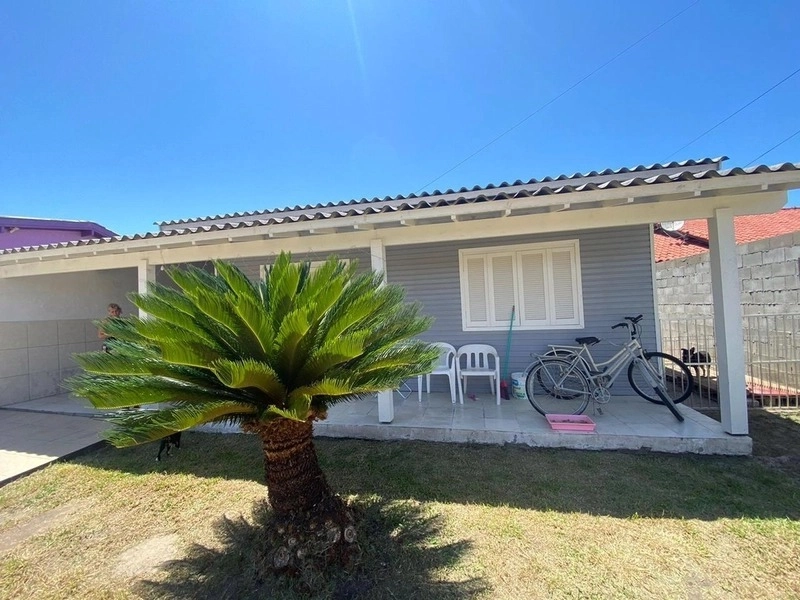 CASA 3 DORMITÓRIOS + ANEXO COM 1 DORMITÓRIO - PRÓXIMO AO MAR: 3ª foto da galeria de imagens do imóvel