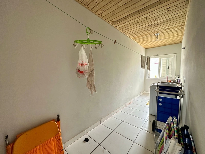 CASA NA ZONA NOVA - 3 DORMITÓRIOS + ANEXO COM 1 SUÍTE: 33ª foto da galeria de imagens do imóvel