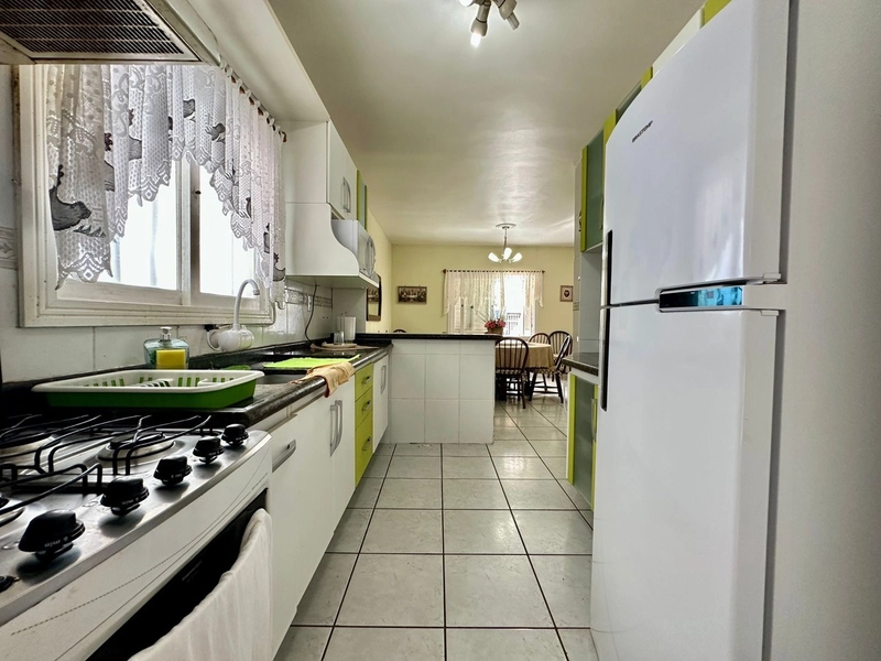 CASA NA ZONA NOVA - 3 DORMITÓRIOS + ANEXO COM 1 SUÍTE: 13ª foto da galeria de imagens do imóvel