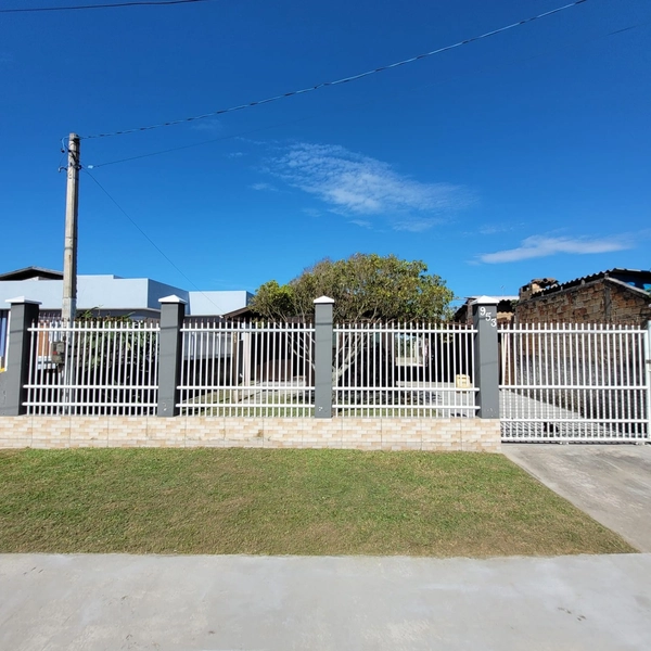 CASA 2 DORMITÓRIOS COM AMPLO TERRENO EM REGIÃO DE MORADORES FIXOS: 4ª foto da galeria de imagens do imóvel