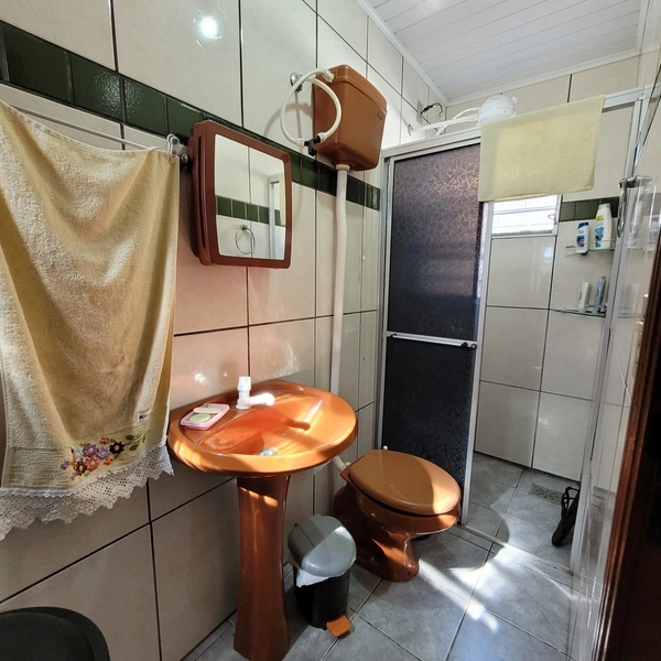 CASA 2 DORMITÓRIOS COM AMPLO TERRENO EM REGIÃO DE MORADORES FIXOS: 12ª foto da galeria de imagens do imóvel