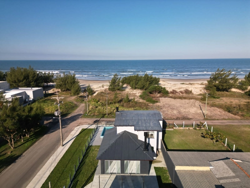 SOBRADO BEIRA MAR COM 3 DORMITÓRIOS (1 SUÍTE) - PISCINA E MOBILIADO: 35ª foto da galeria de imagens do imóvel