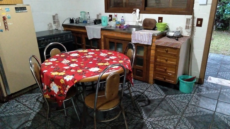 CASA 3 DORMITÓRIOS (1 SUÍTE) - JUNTO AO MAR - AMPLO TERRENO: 6ª foto da galeria de imagens do imóvel