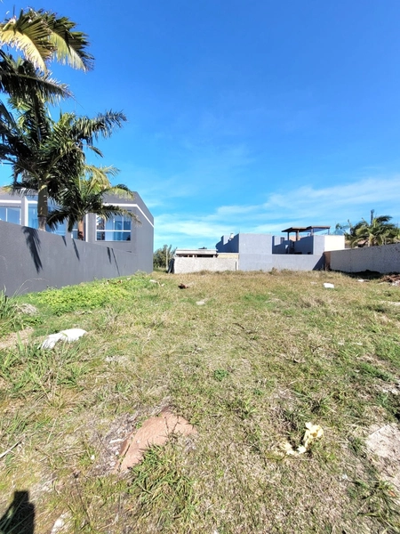 TERRENO 50 METROS DO MAR - 275M² - PRONTO PARA CONSTRUIR: 1ª foto da galeria de imagens do imóvel