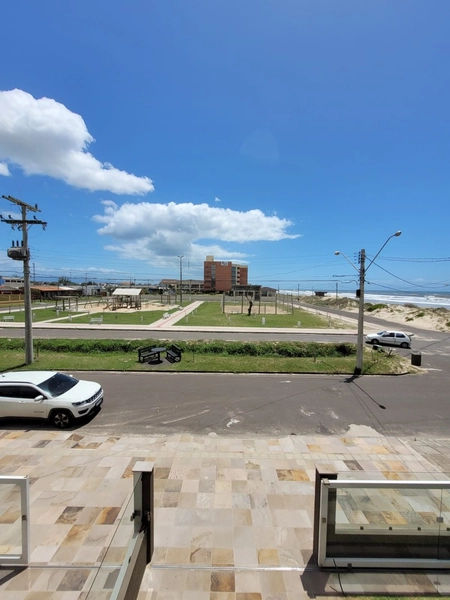 SOBRADO DIFERENCIADO 4 DORMITÓRIOS - 50M DO MAR - AO LADO HOTEL ARAÇÁ: 32ª foto da galeria de imagens do imóvel