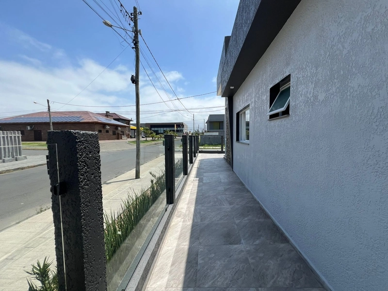 BAIXOU PREÇO ! CASA 2 DORMITÓRIOS (1 SUÍTE) - ESQUINA - PRÓXIMO A TUDO: 9ª foto da galeria de imagens do imóvel