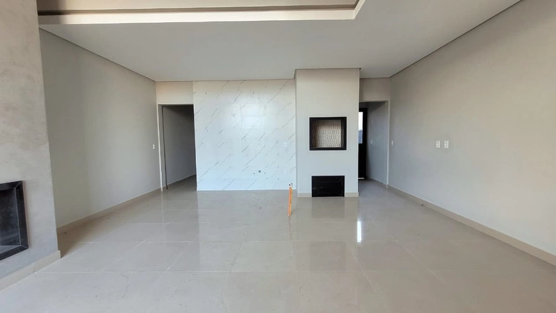 CASA ALTO PADRÃO COM 3 DORMITÓRIOS (1 SUÍTE) - FACHADA MODERNA: 9ª foto da galeria de imagens do imóvel