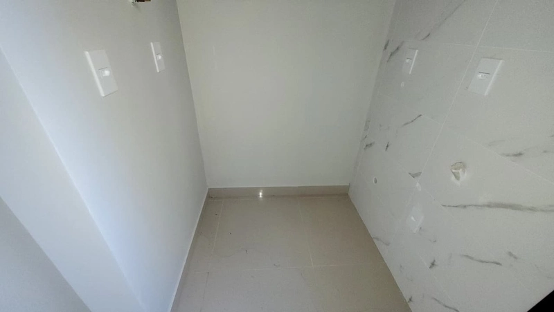 CASA ALTO PADRÃO COM 3 DORMITÓRIOS (1 SUÍTE) - FACHADA MODERNA: 16ª foto da galeria de imagens do imóvel