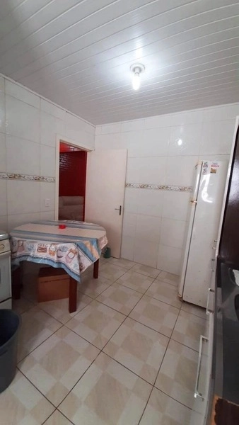CASA 3 DORMITÓRIOS (1 SUÍTE) + ANEXO COM 1 DORMITÓRIO HÁ 2 QUADRAS MAR: 4ª foto da galeria de imagens do imóvel