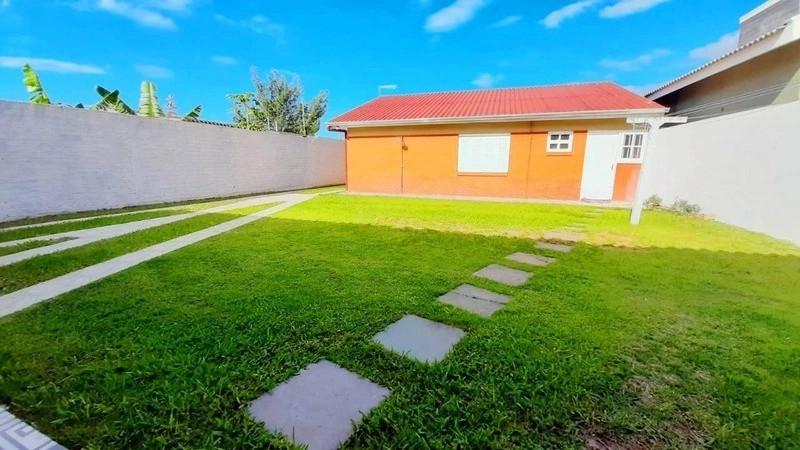 CASA 3 DORMITÓRIOS (1 SUÍTE) + ANEXO COM 1 DORMITÓRIO HÁ 2 QUADRAS MAR: 17ª foto da galeria de imagens do imóvel