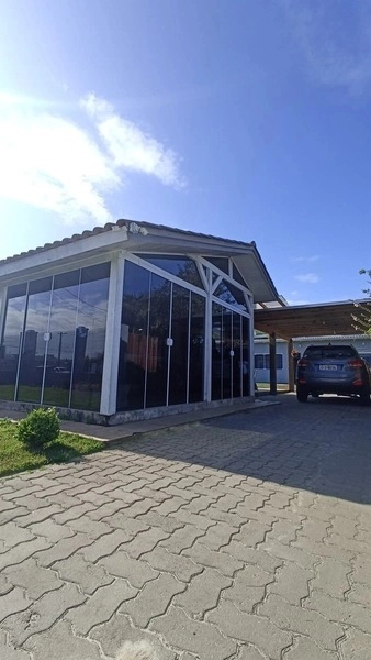 CASA 2 DORMITÓRIOS + ANEXO - FRENTE AVENIDA E PRÓXIMO AO MAR: 2ª foto da galeria de imagens do imóvel