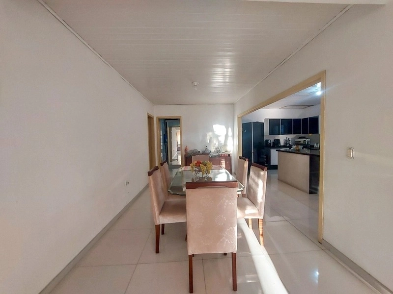 CASA 2 DORMITÓRIOS (1 SUÍTE) - AMPLO TERRENO EM REGIÃO DE MORADORES: 12ª foto da galeria de imagens do imóvel