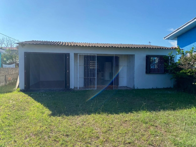 CASA 3 DORMITÓRIOS (1 SUÍTE) - PRÓXIMO AO MAR E CENTRO DE CAPÃO: 2ª foto da galeria de imagens do imóvel