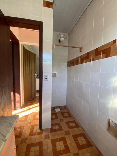 CASA 3 DORMITÓRIOS (1 SUÍTE) - PRÓXIMO AO MAR E CENTRO DE CAPÃO: 11ª foto da galeria de imagens do imóvel