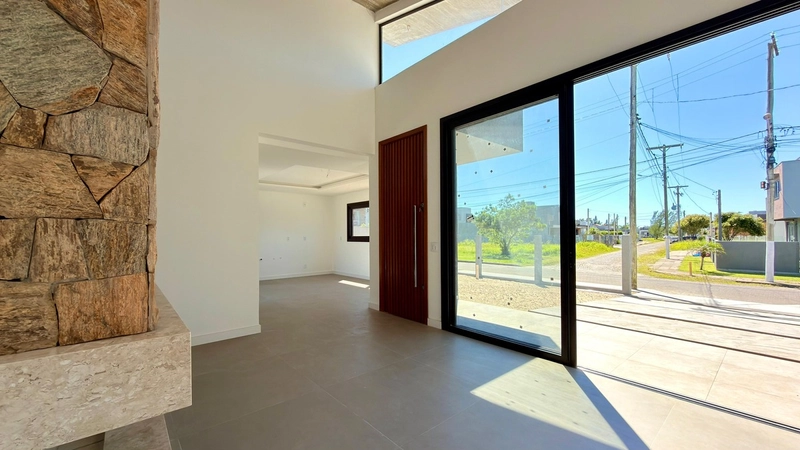 CASA 3 SUÍTES | ALTO PADRÃO | 3 QUADRAS DO MAR AO LADO DOSUPER PALADAR: 4ª foto da galeria de imagens do imóvel