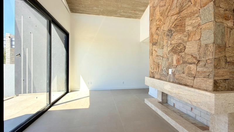 CASA 3 SUÍTES | ALTO PADRÃO | 3 QUADRAS DO MAR AO LADO DOSUPER PALADAR: 5ª foto da galeria de imagens do imóvel
