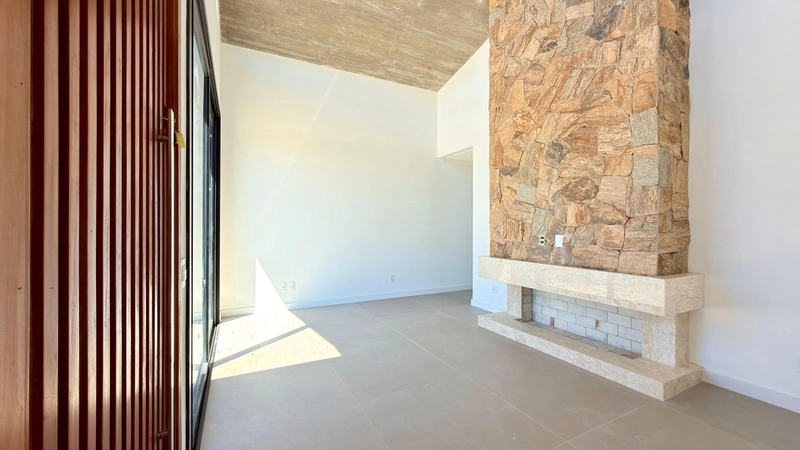 CASA 3 SUÍTES | ALTO PADRÃO | 3 QUADRAS DO MAR AO LADO DOSUPER PALADAR: 6ª foto da galeria de imagens do imóvel