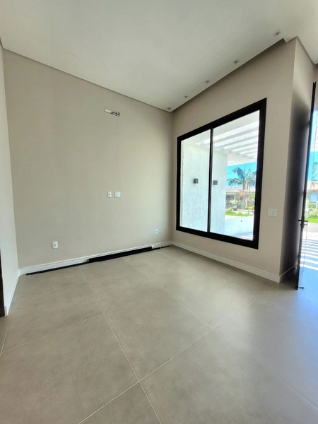CASA ALTO PADRÃO COM 3 DORMITÓRIOS (1 SUÍTE) - FRENTE AV - 100M MAR: 14ª foto da galeria de imagens do imóvel