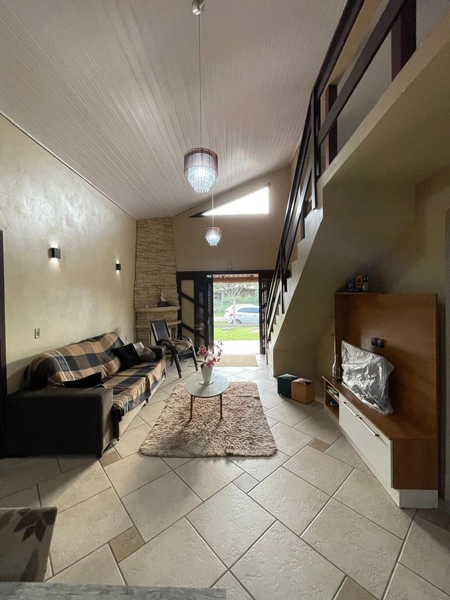 CASA 3 DORMITÓRIOS EM DOIS TERRENOS - LADO ÁREA VERDE - 3 QUADRAS MAR: 7ª foto da galeria de imagens do imóvel