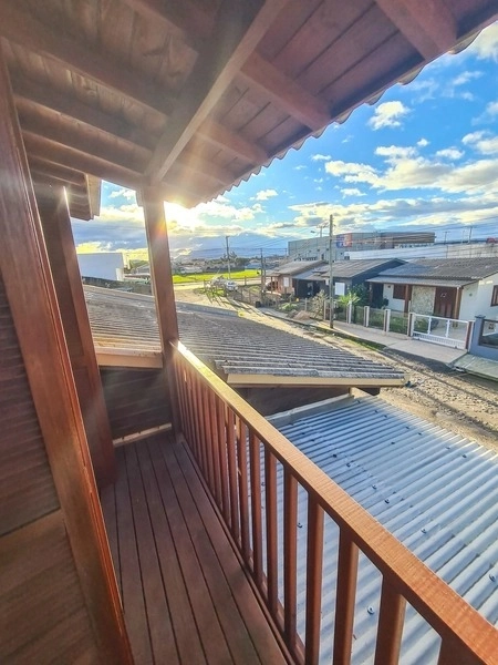 CASA MISTA 3 DORMITÓRIOS - PRÓXIMO AO MAR E MERCADO SUPER CERTO: 14ª foto da galeria de imagens do imóvel