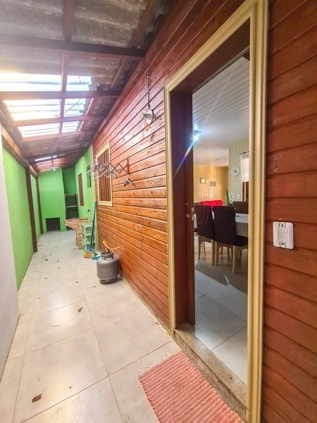 CASA MISTA 3 DORMITÓRIOS - PRÓXIMO AO MAR E MERCADO SUPER CERTO: 8ª foto da galeria de imagens do imóvel