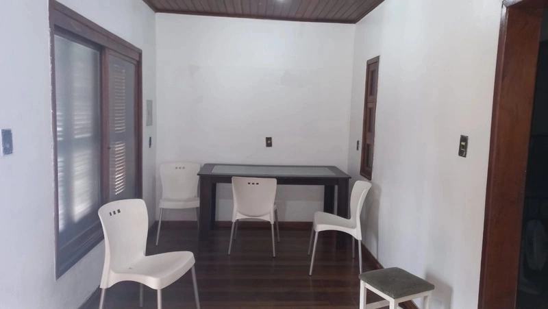 CASA 3 DORMITÓRIOS (1 SUÍTE) - PRÓXIMO AO MAR E AV PARAGUASSÚ: 4ª foto da galeria de imagens do imóvel